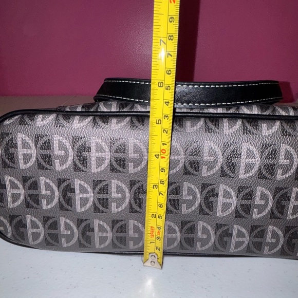 Giani Bernini Black and Gray Logo Tote - Picture 12 of 12